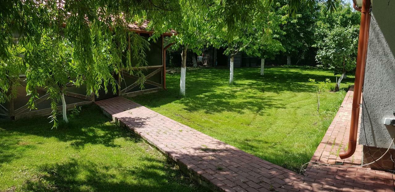Casa Arcadia 1 Piscina,Jacuzzi, Sauna บูเซา ภายนอก รูปภาพ